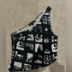 Motel Rocks Monochrome Graphic Top